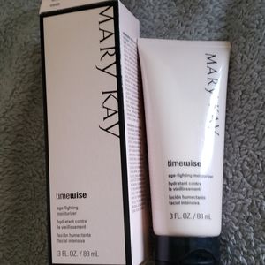 Mary Kay Timewise age-fighting moisturizer